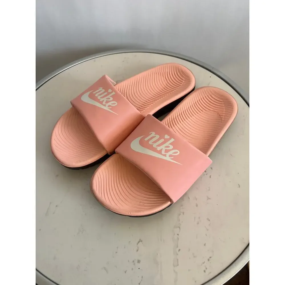 Nike Kawa Slide Valentine's Day edition sandals in Pink/White/Black colorway 5Y